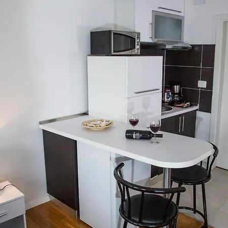 Apartment Victoria Ii *